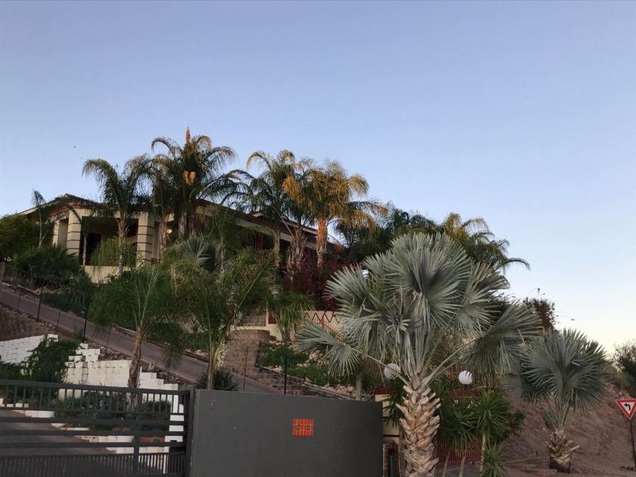 4 Bedroom Property for Sale in Keidebees Northern Cape
